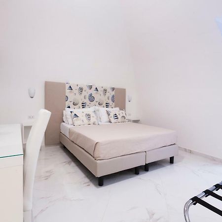 Holiday Sorrento Center Экстерьер фото