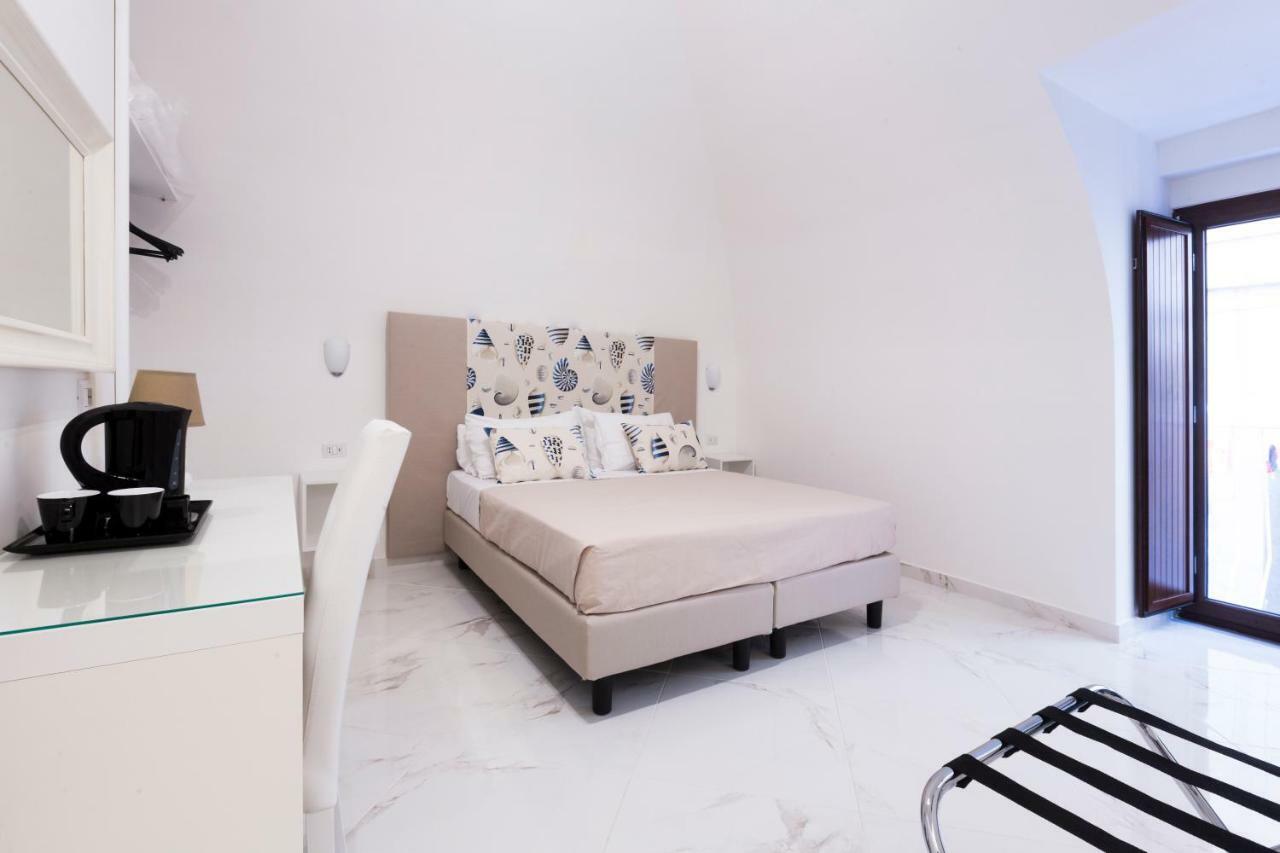Holiday Sorrento Center Экстерьер фото