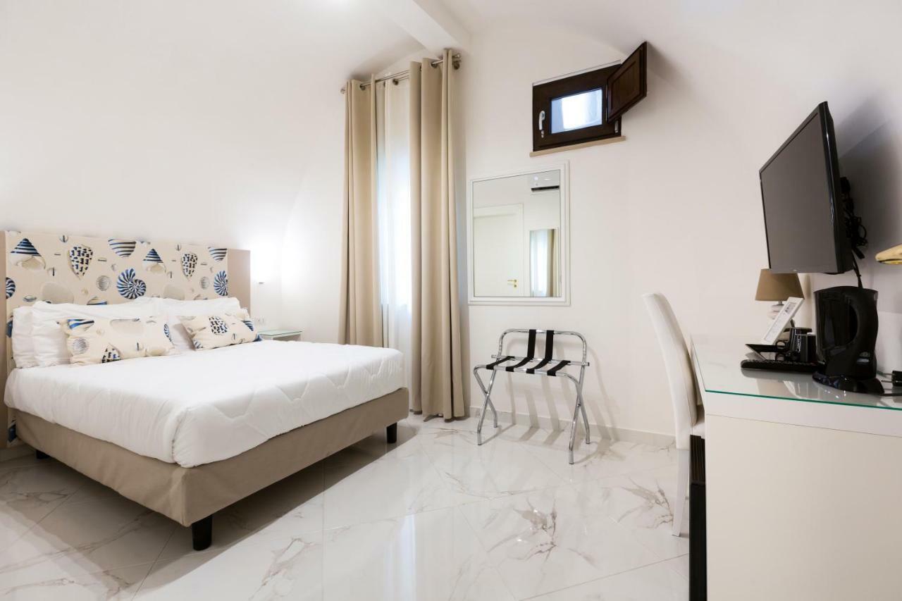 Holiday Sorrento Center Экстерьер фото